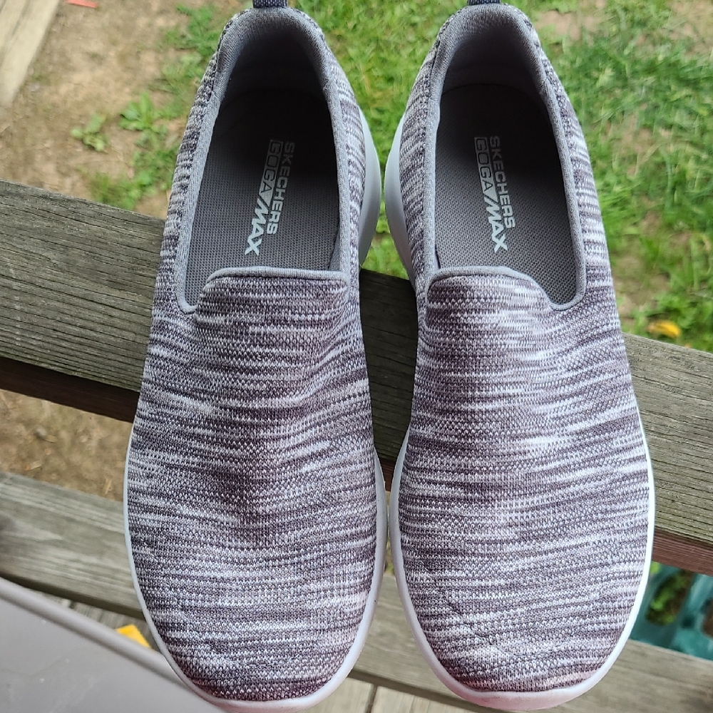 Skechers Gray Knit Slip-On Shoes